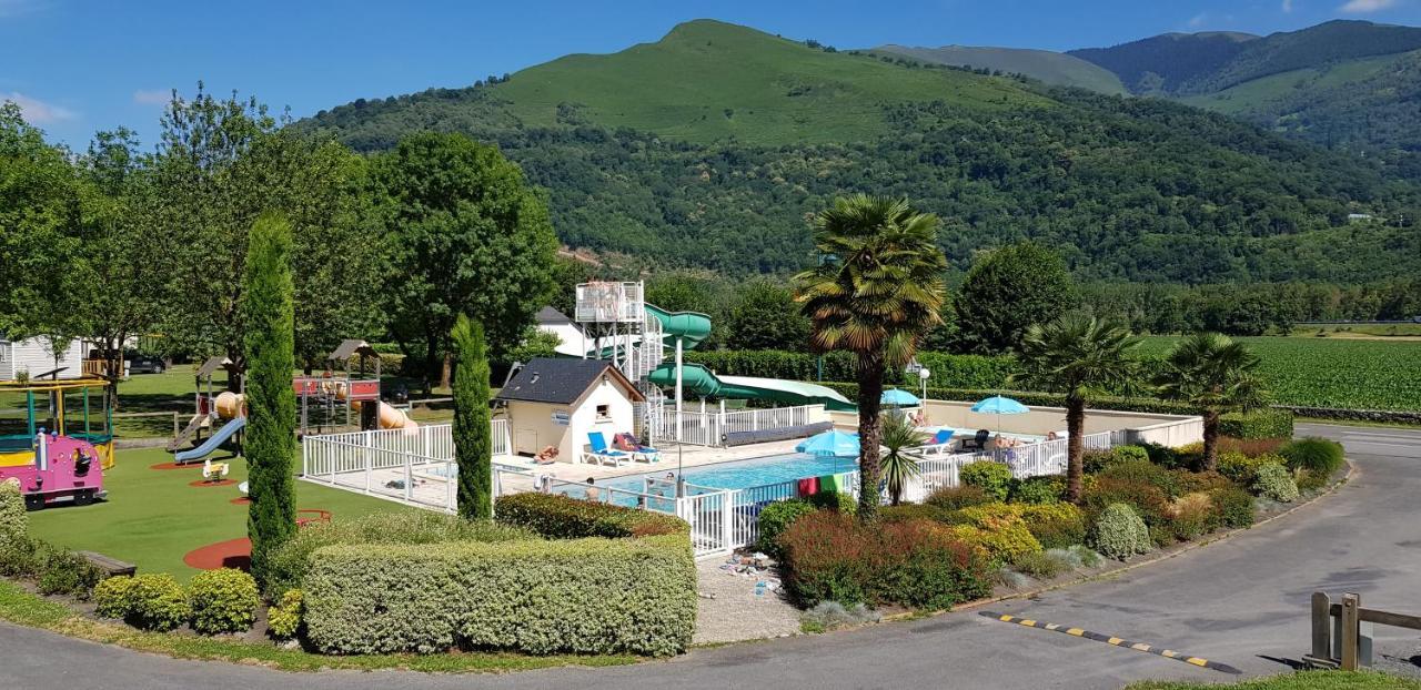 Camping Familial - Parc Aquatique - Grande Aire De Jeux A La Montagne Agos-Vidalos Kültér fotó