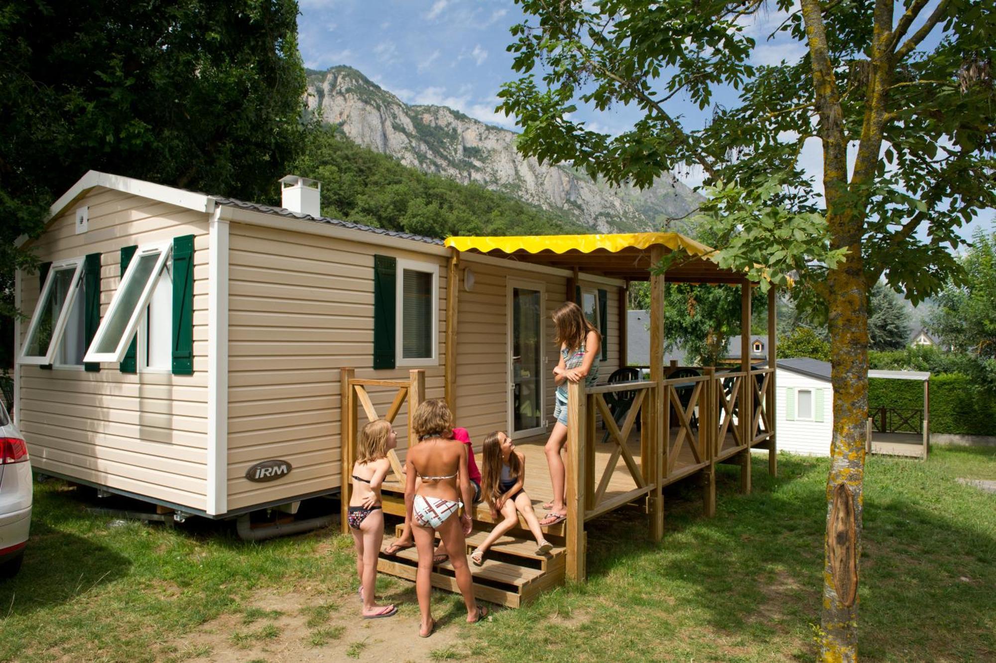 Camping Familial - Parc Aquatique - Grande Aire De Jeux A La Montagne Agos-Vidalos Kültér fotó