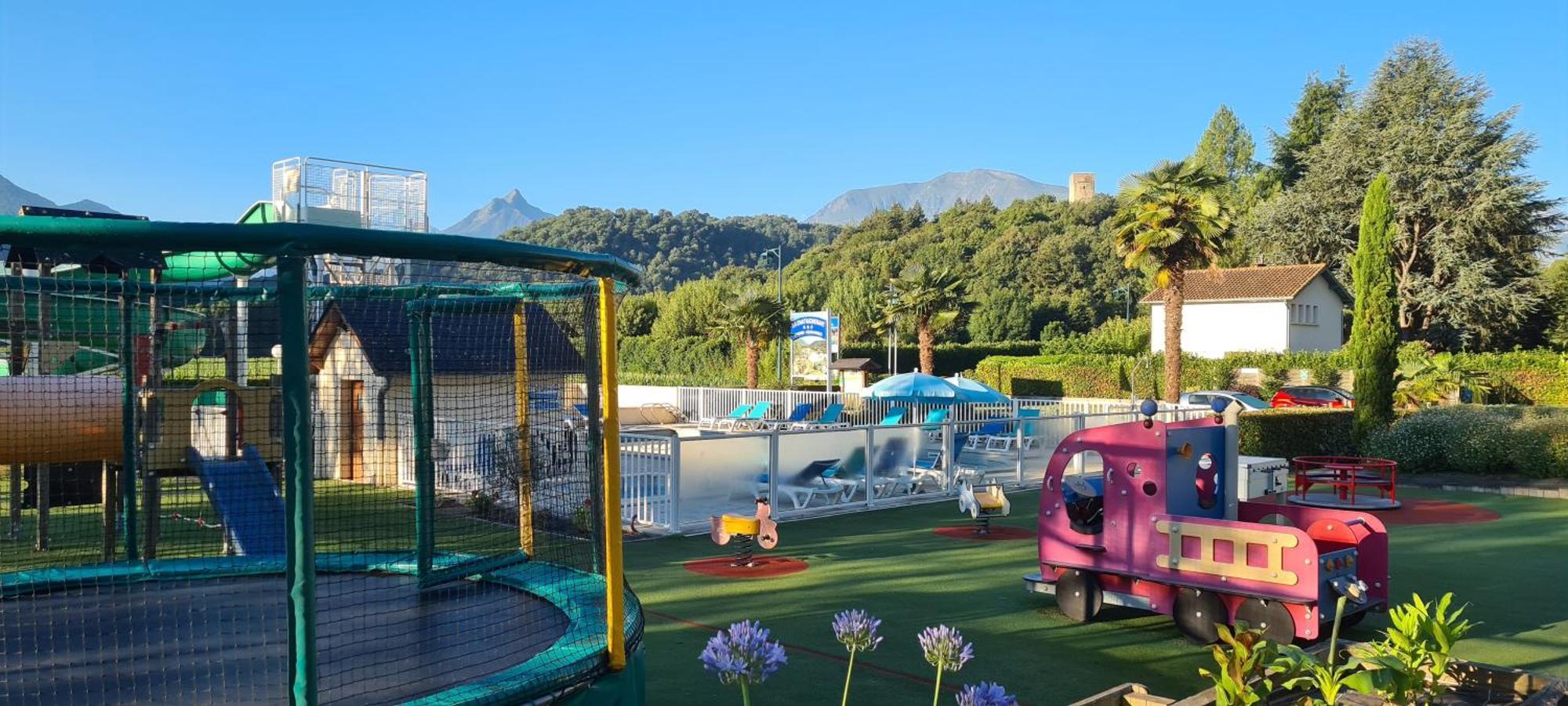 Camping Familial - Parc Aquatique - Grande Aire De Jeux A La Montagne Agos-Vidalos Kültér fotó