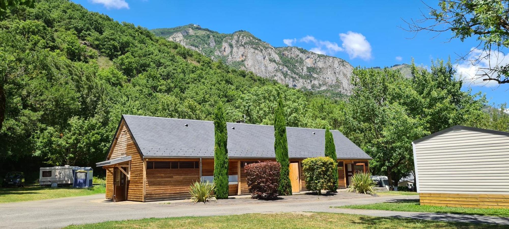 Camping Familial - Parc Aquatique - Grande Aire De Jeux A La Montagne Agos-Vidalos Kültér fotó